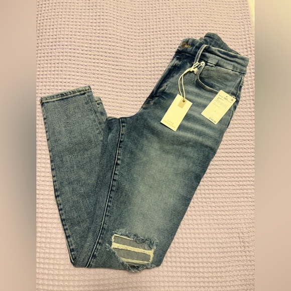 Good American ~ Good Legs Jeans ~ Sz. 10/30 ~ NWT! - Picture 2 of 5